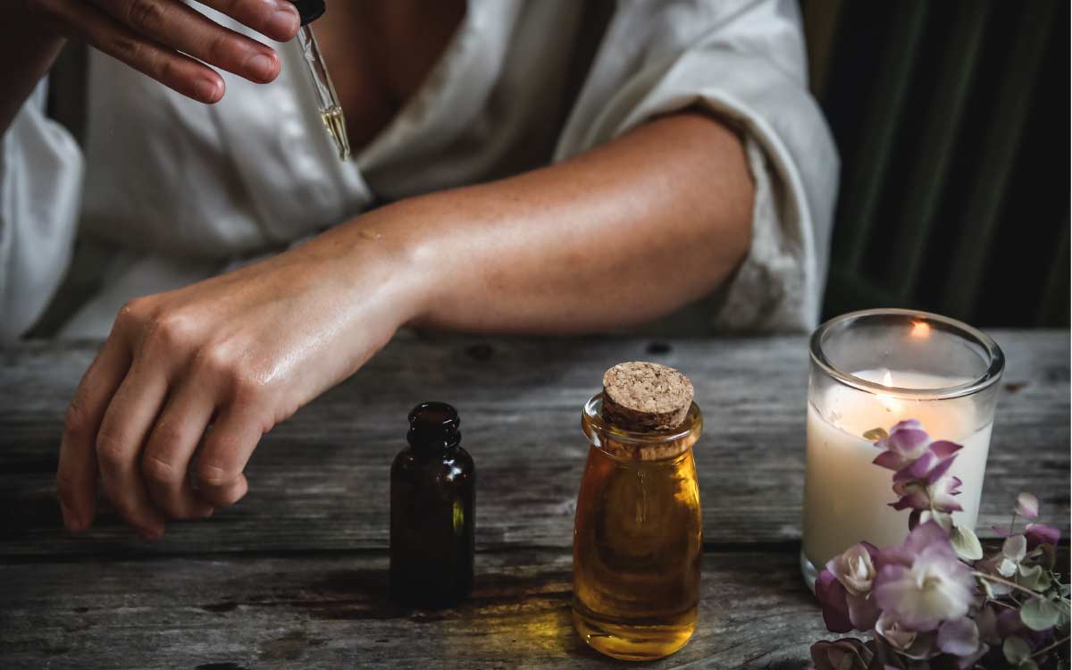 Heal Your Womb With Castor Oil Packs